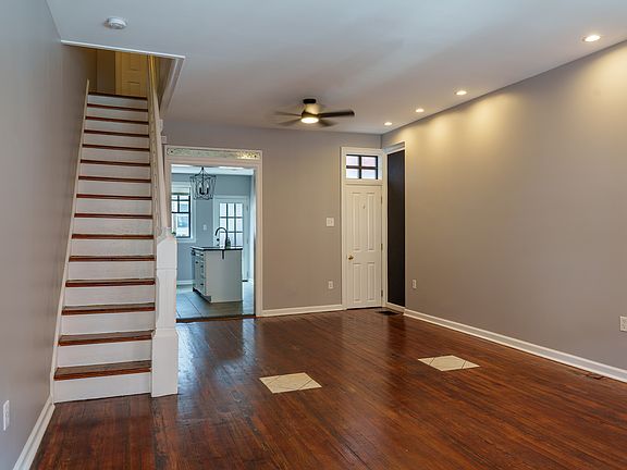 4th image of 2523 S Rosewood St