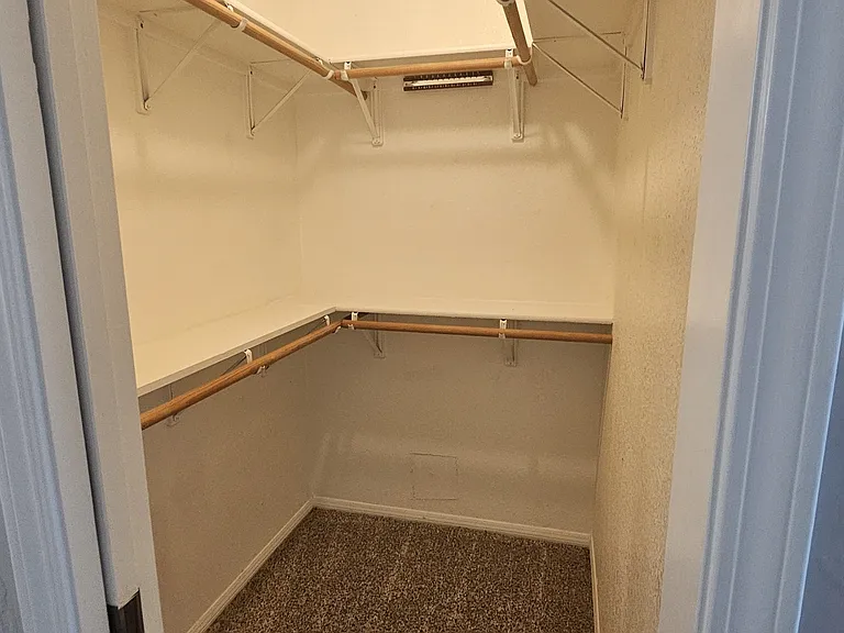 Bed 2 Closet