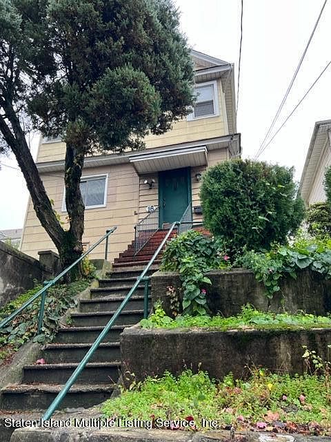 1st image of 16 Rosewood Pl