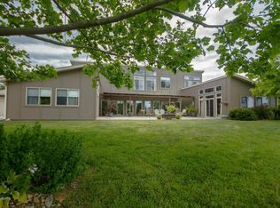 788 Walnut Shade Rd, Crane, MO 65633