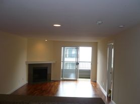 742 Kirkland Cir