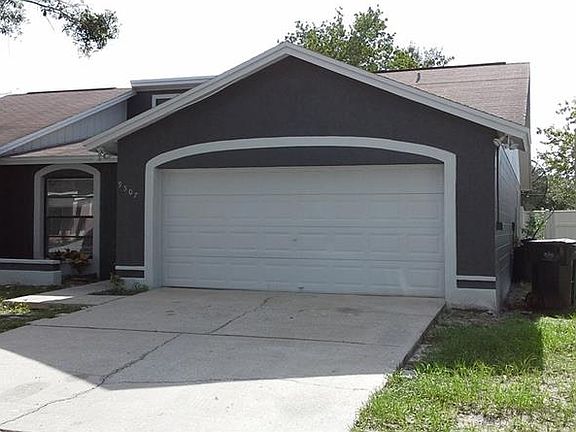 2nd image of 9507 Drakemill Ct