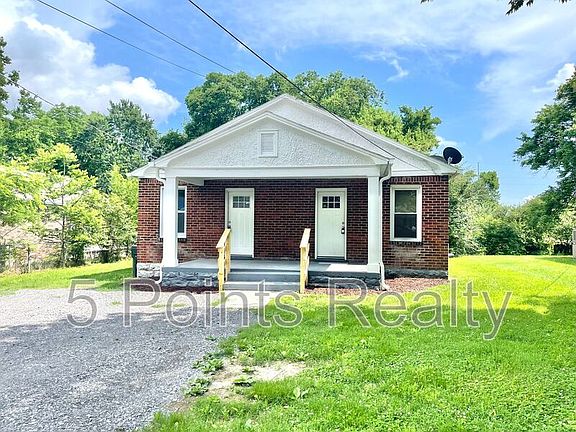 2nd image of 203 Morrison St #203B