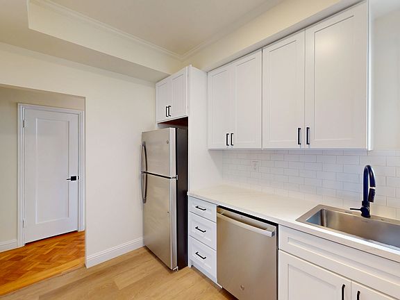 2nd image of 8045 Geary Blvd APT 101