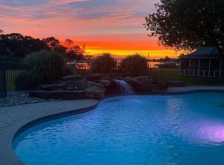 512 Victoria Dr, Stevensville, MD 21666