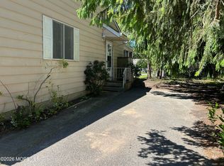 12 A California Drive, Whiting, NJ 08759