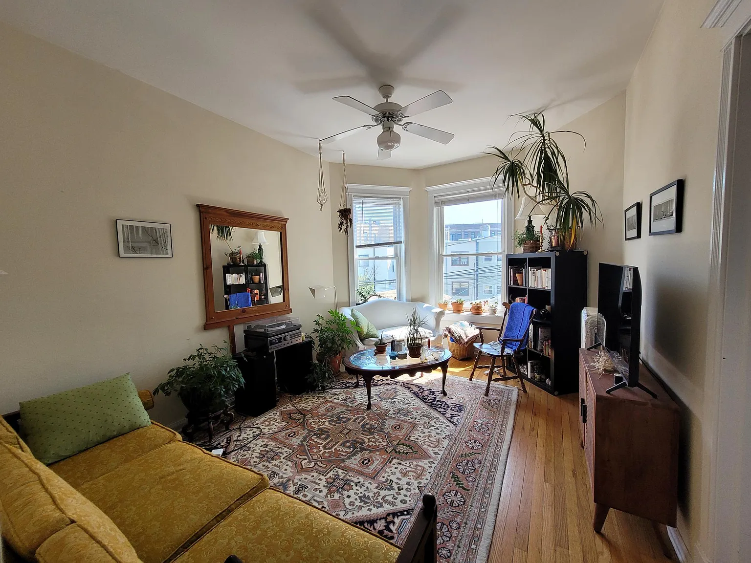 3743 N Magnolia Ave — Photo 1