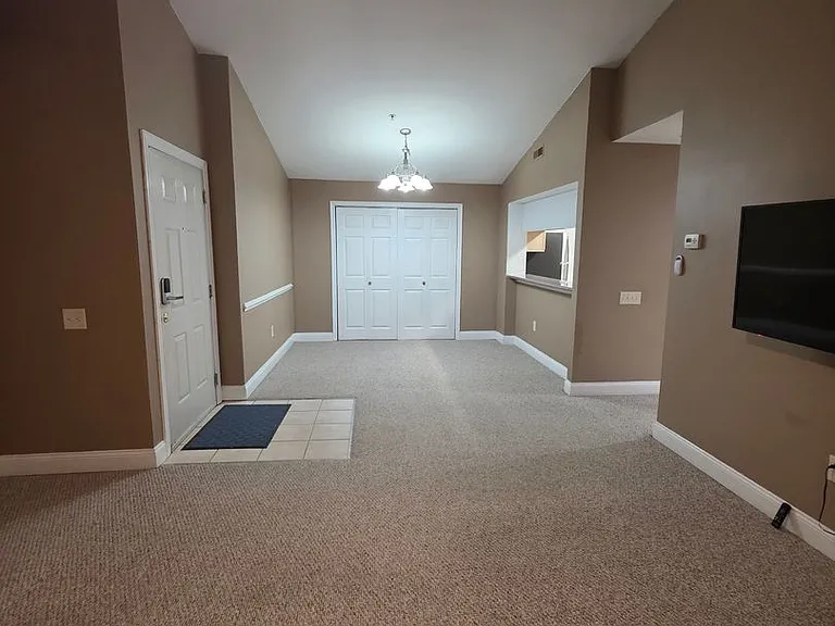 2809 Waters Edge Dr #260 — Photo 8