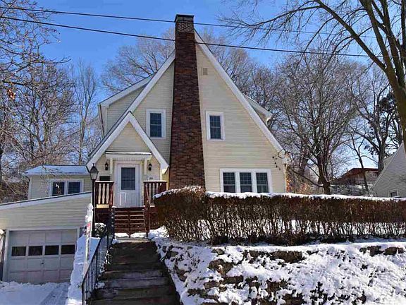 2nd image of 2816 Sunset Cir
