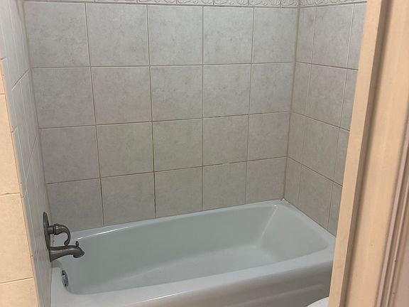5th image of 5950 Meadow Way