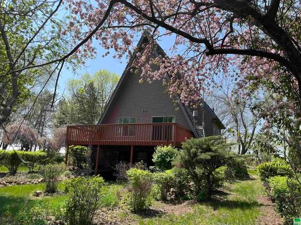 46296 313th St, Vermillion, SD 57069