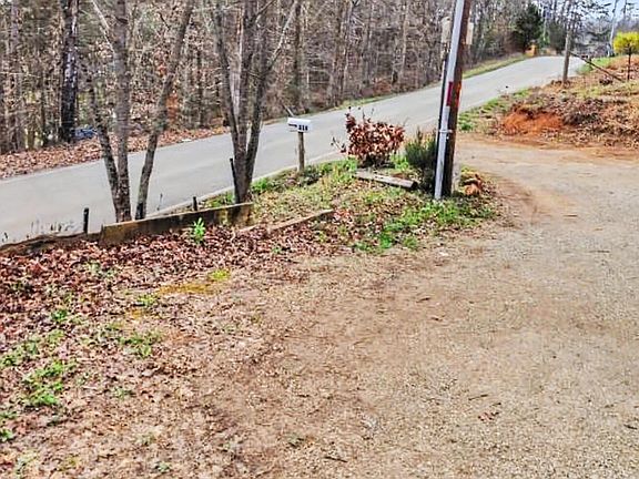 3rd image of 434 Unicoi Church Rd