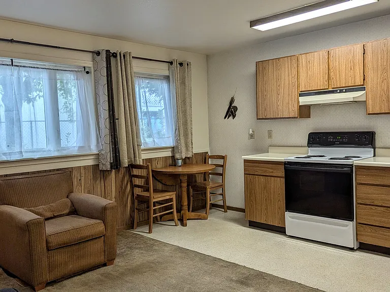 1420 Lacey St #6 — Photo 2