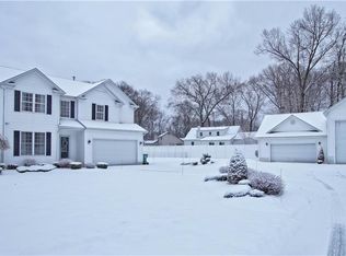 2571 Spring Lake Blvd, Painesville, OH 44077