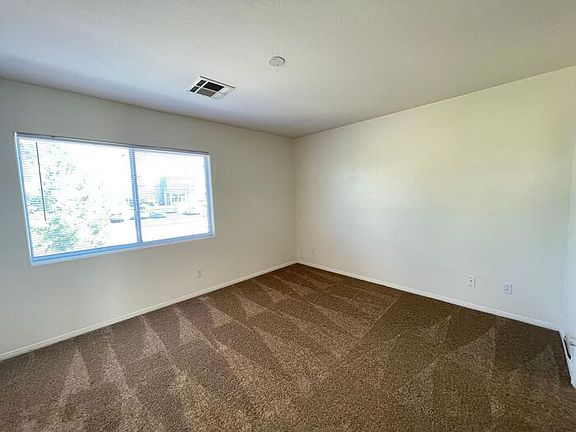 3rd image of 11144 S Abbeyfield Rose Dr