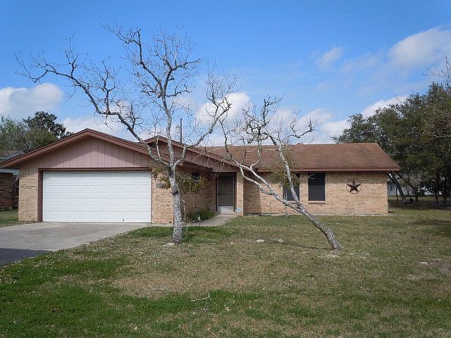 1st image of 211 Winding Way