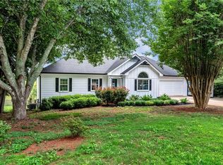 4217 Benefield Rd, Braselton, GA 30517