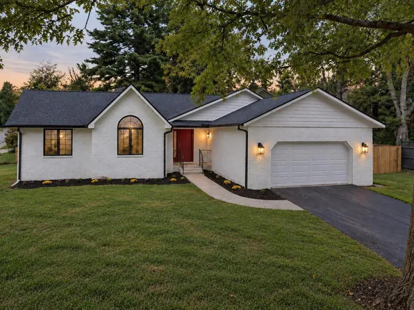 2405 E Queens Way, Bloomington, IN 47401