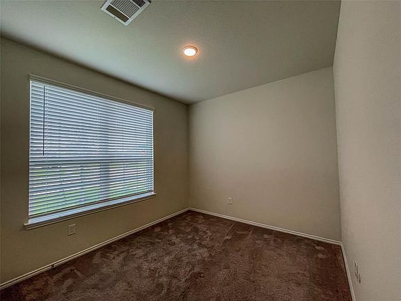 3rd image of 25826 Llano Knoll Ln