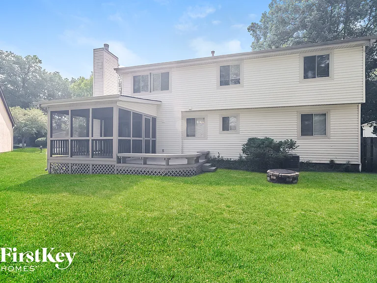 833 Lindenhaven Rd — Photo 15