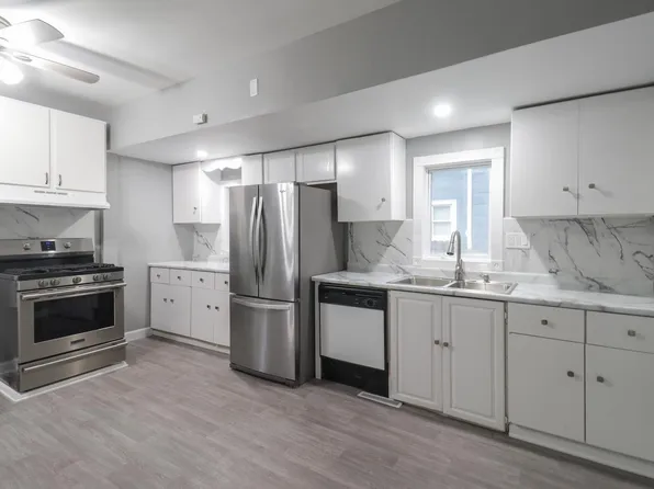 773 Jessamine Ave E, Saint Paul, MN 55106