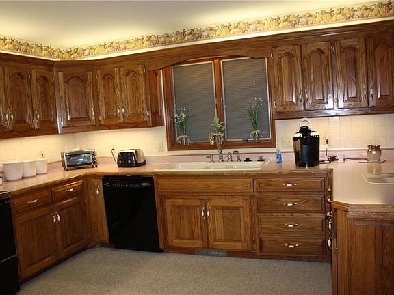 4th image of 2703 Quail Dr