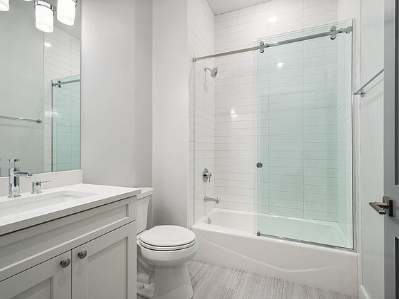 4th image of 1530 N Halsted St #2C
