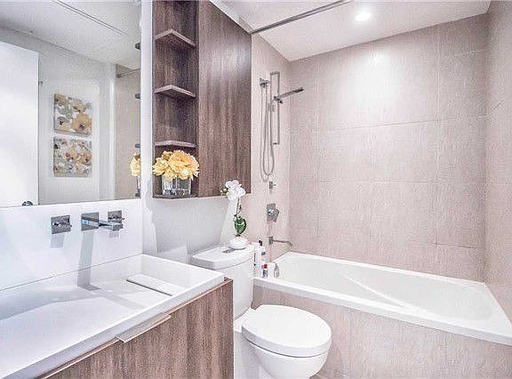 5th image of 101 Charles St E #417