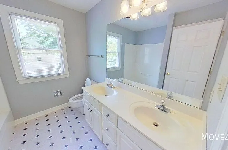 2400 Tweedmore Ct — Photo 33