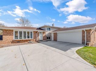 7005 Osage Ave, Downers Grove, IL 60516