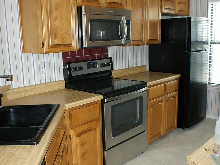 472 Seele St #8A — Photo 3