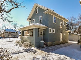 236 S Elizabeth St, Lombard, IL 60148