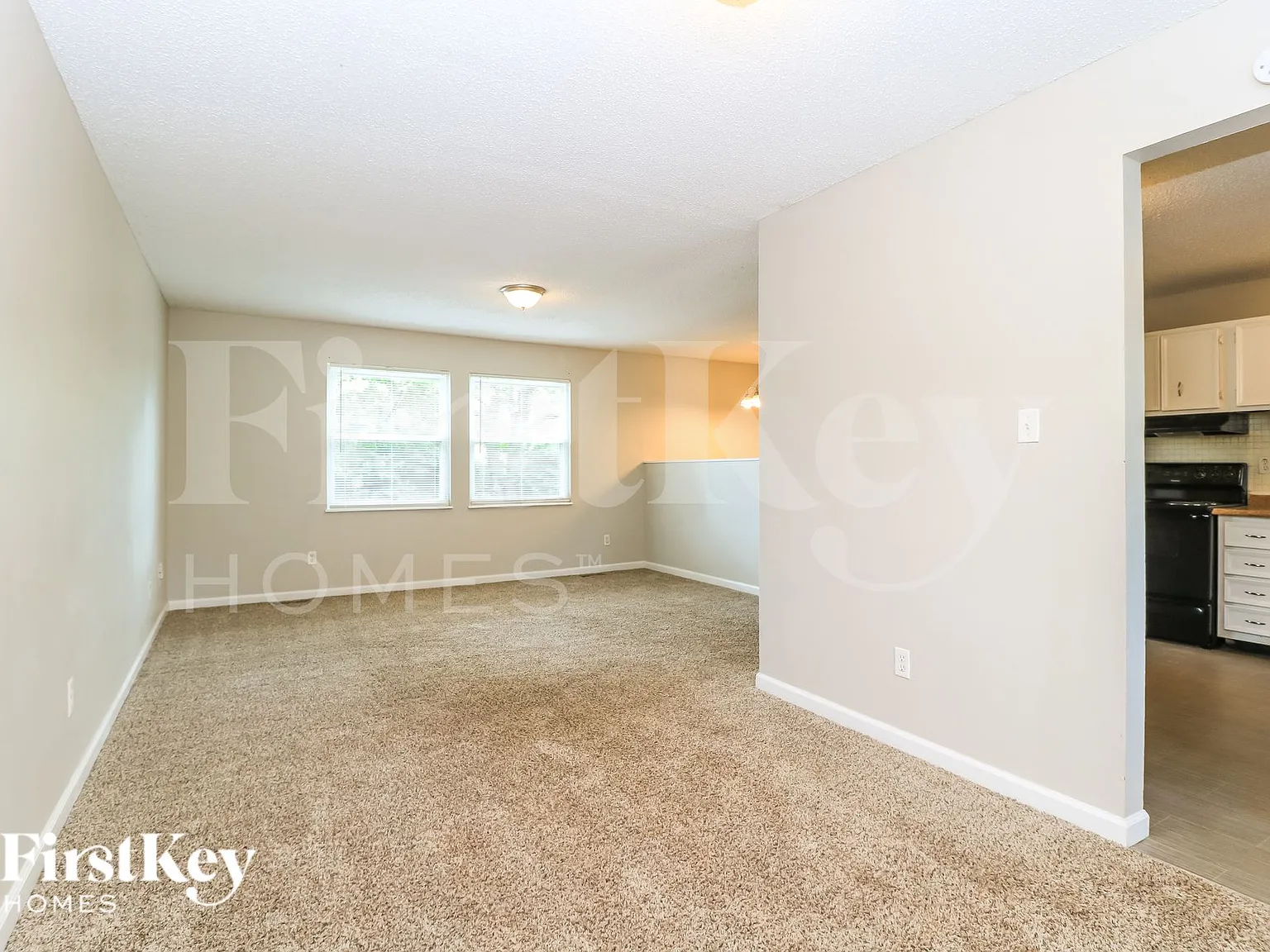 3 bed, 2.0 bath, 1100 sqft, $1,890 — Photo 4