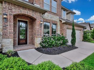 54 E Cresta Bend Pl, The Woodlands, TX 77389