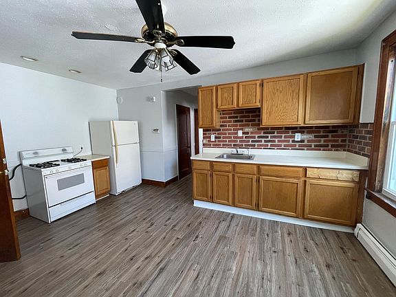 2nd image of 161 Wilcox St #3N