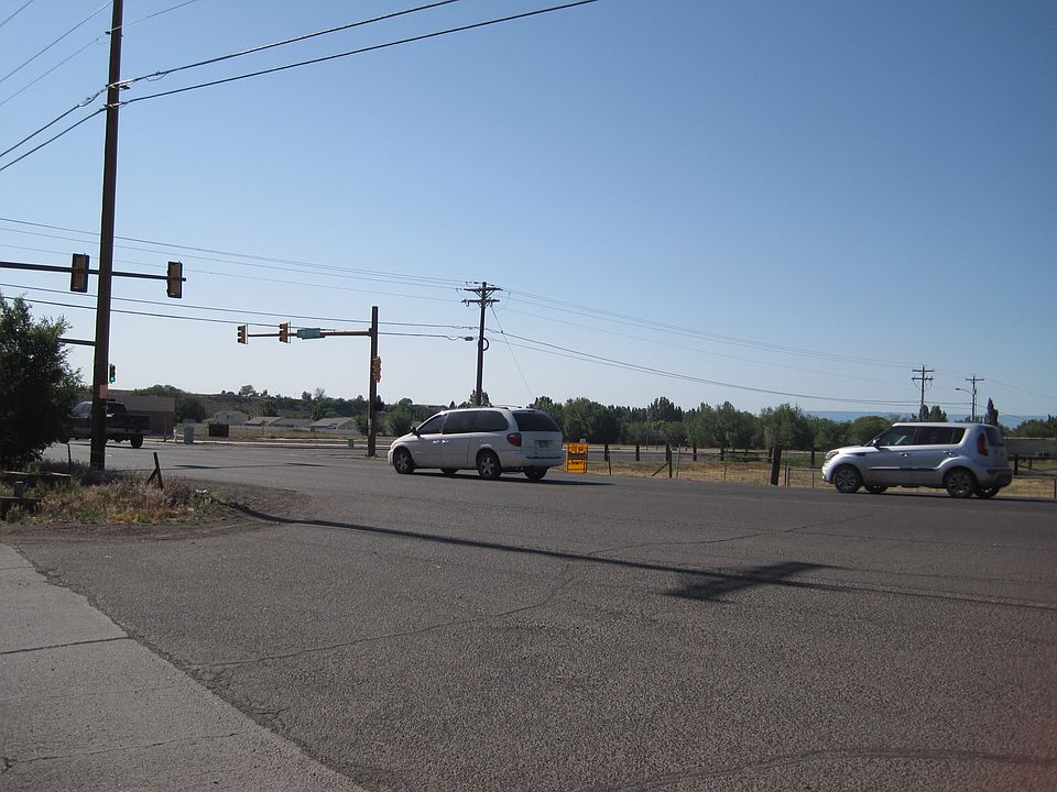 1st image of 943 Spring Creek Road