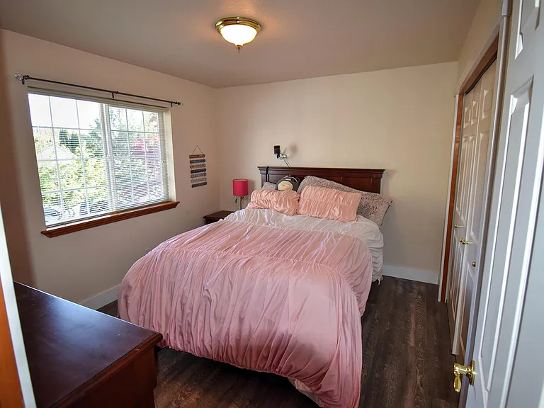 2918 Lohman Ct SE — Photo 26