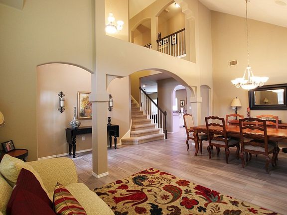 4th image of 3100 Wisteria Dr