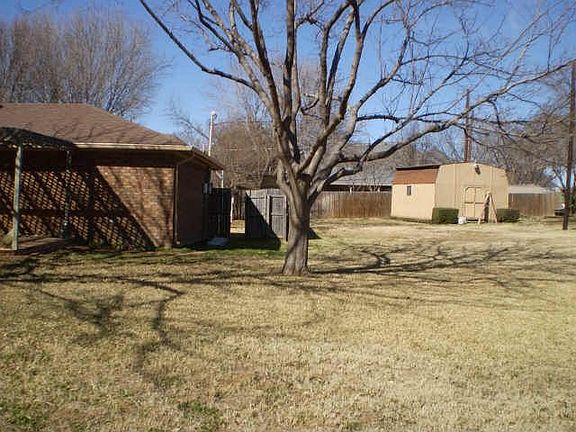 4th image of 6100 Park Ct
