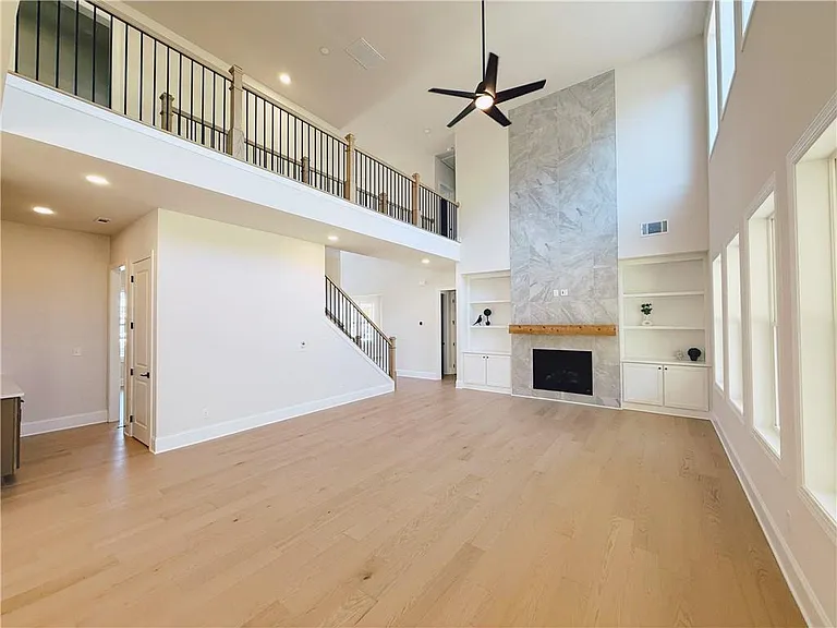2450 Colliers Ln — Photo 35