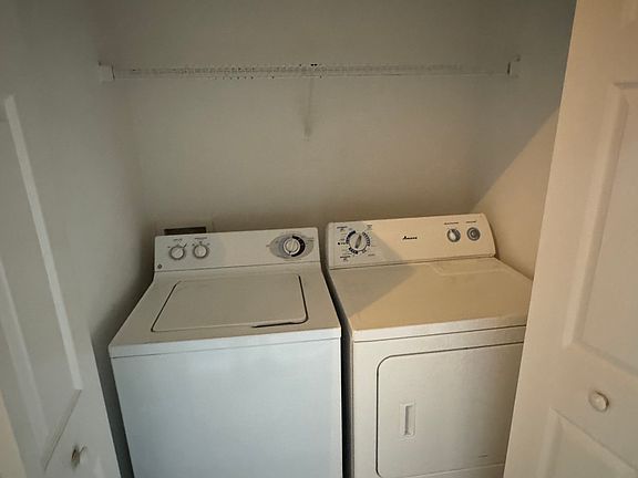 3rd image of 2368 Silver Palm Dr