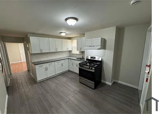 294 Chadwick Ave #3 — Photo 1