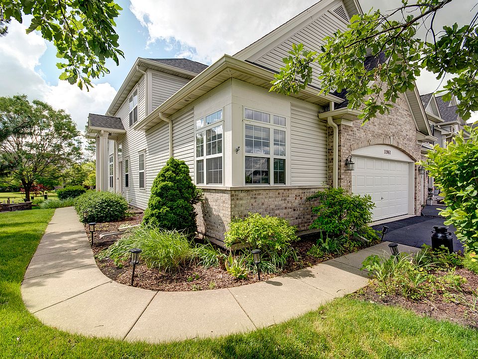 1st image of 11961 Winterberry Ln