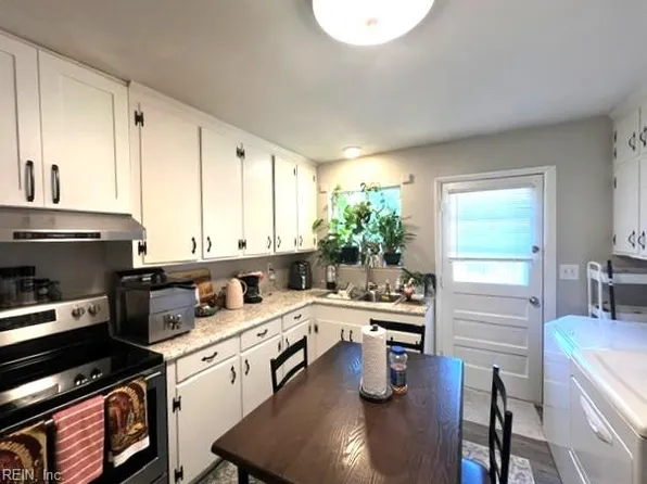 5220 Kennebeck Ave, Norfolk, VA 23513