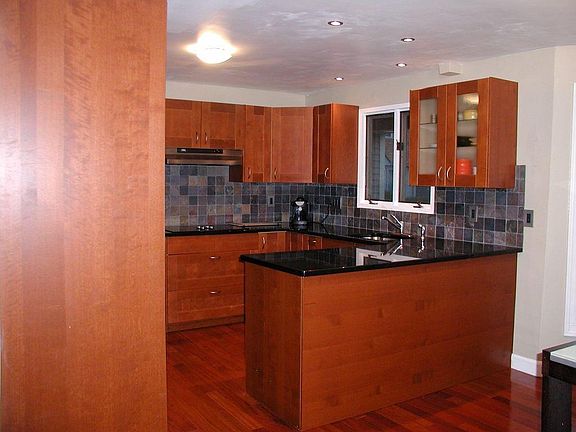4th image of 104 Copperwood Dr #104
