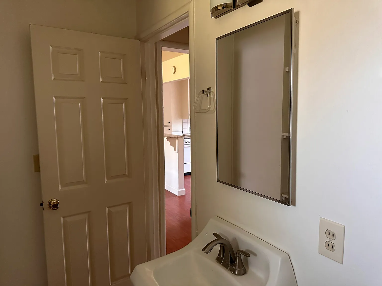 1 bed, 600 sqft, $1,895 — Photo 3