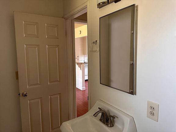 3rd image of 65 E Gish Rd APT 10