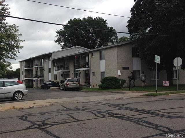1st image of 500 N Liberty St APT 4