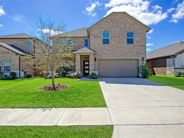 1334 Eagle Pass Dr, Iowa Colony, TX 77583