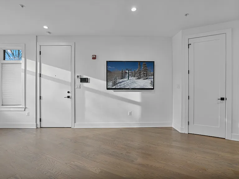 1220 Potomac Ave SE #3 — Photo 4